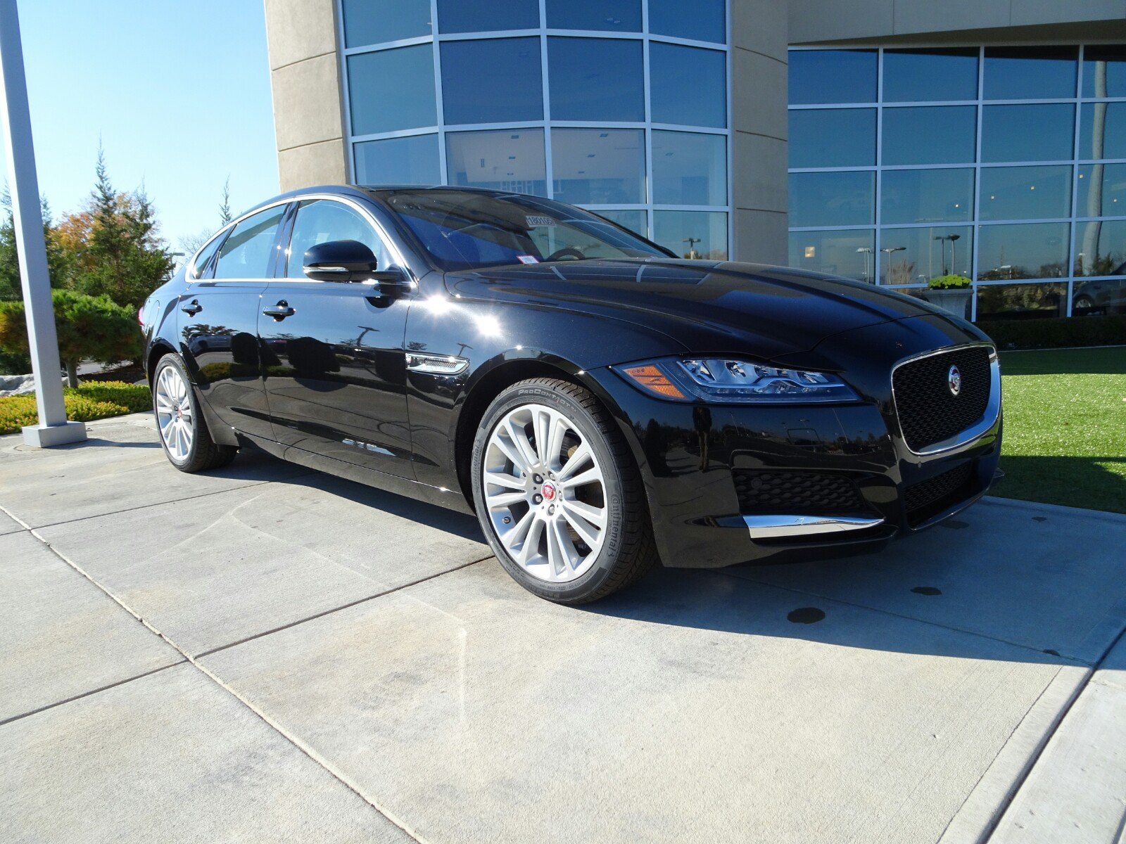 New 2018 Jaguar XF 20d Prestige 4 Door Sedan in Cincinnati #180105 ...