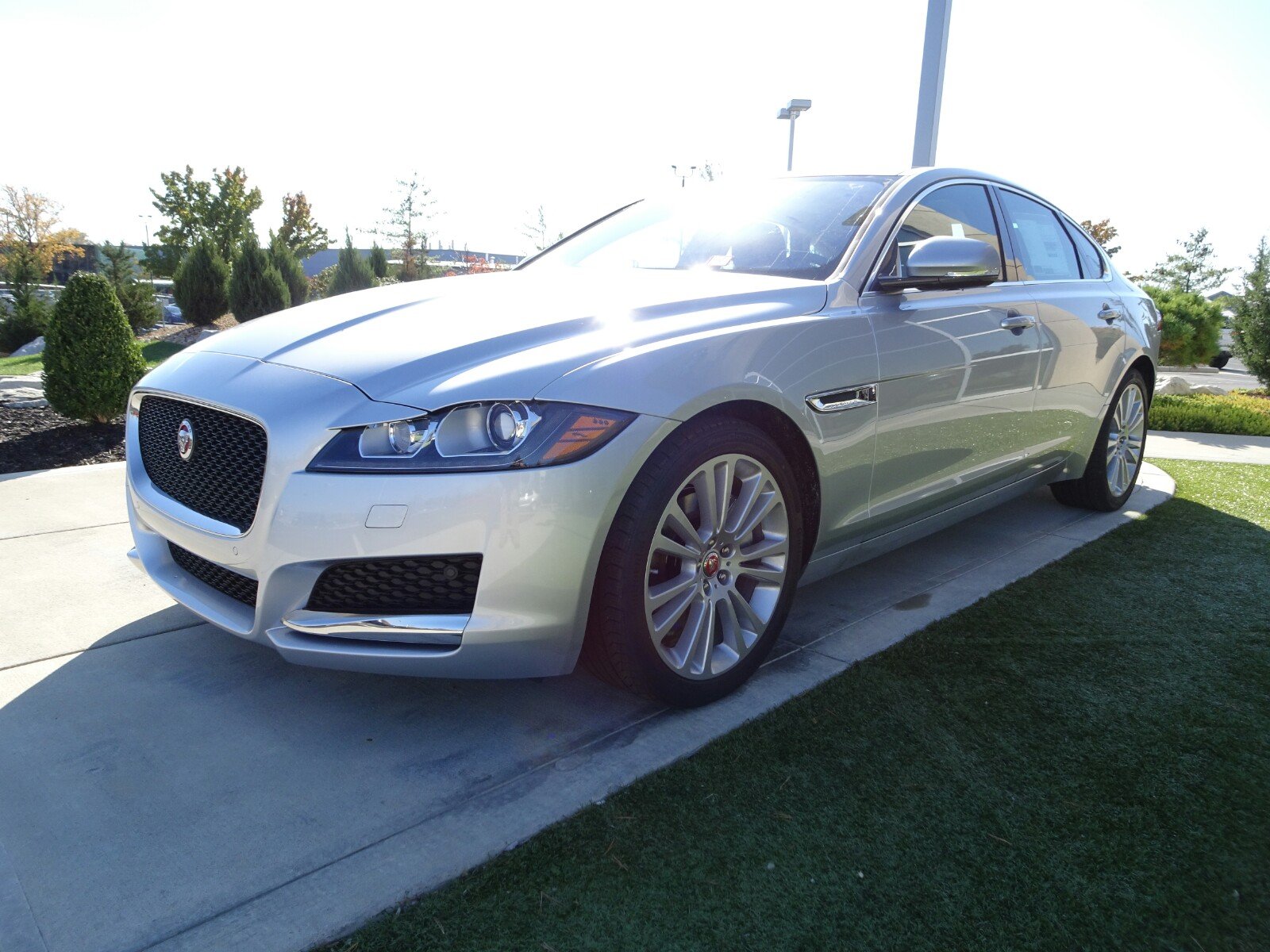 Certified Pre Owned 2018 Jaguar Xf 20d Prestige With Navigation Awd